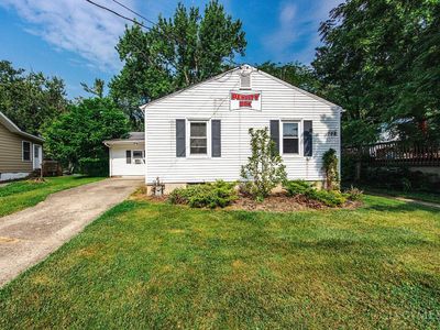 706 S Campus Ave