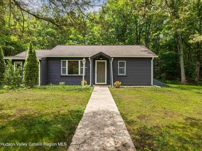 307 Mountain Turnpike Road