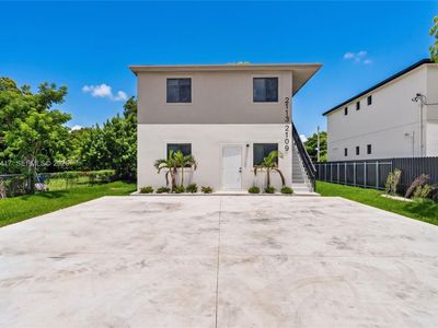 2109 NW 65th St
