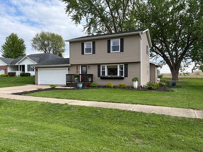 Property at 134 Riverview Dr, Albany, IL