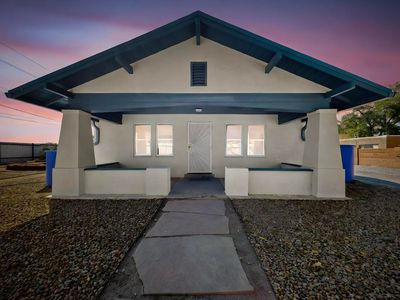 2901 Commercial St NE