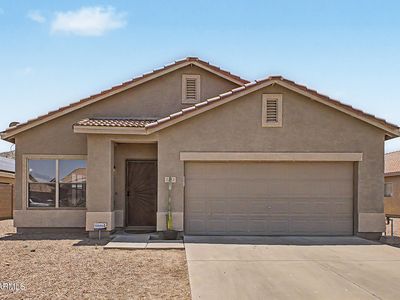1113 E GWEN Street
