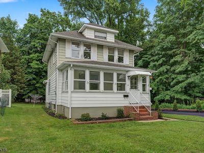 16 Garden Ave