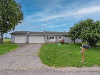 121 Clark Dr