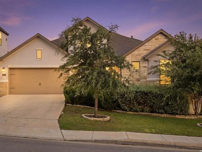 9015 Raven Pointe