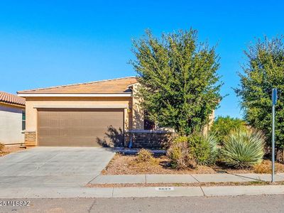 6623 E Via Jardin Verde