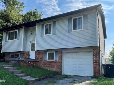 Property at 6201 Robin Heights Dr, Knoxville, TN