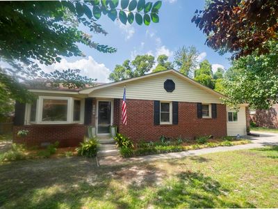 3123 Sierra Dr