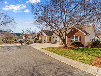 143 Ashwood Ln