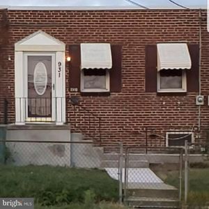 931 W Browning Rd