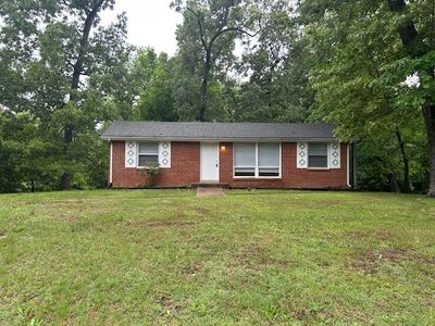 108 Meadowbrook Dr