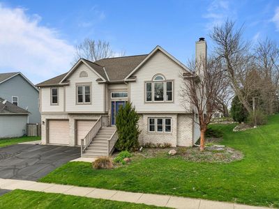 198 Lynne DRIVE