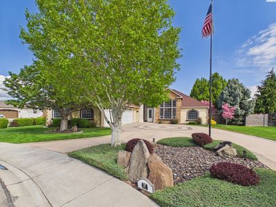 450 Winesap Ct
