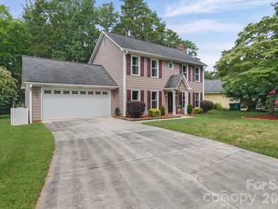 2527 Heathershire Ln