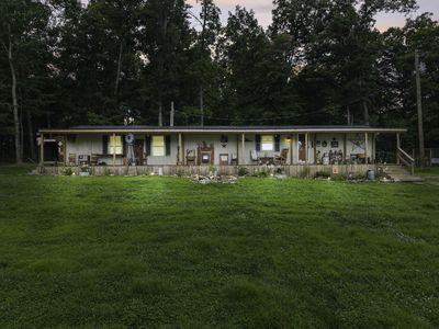 2201 Farris Branch Rd