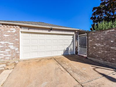 9311 Stockwell Dr