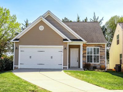 5700 Spring Arbor Cir