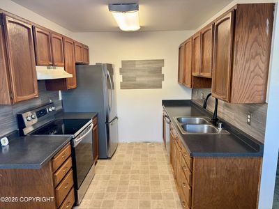 221 McCarrey St #5