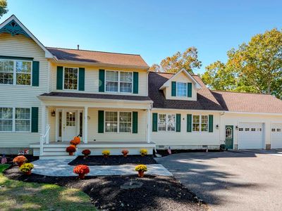 4 Clayton Dr