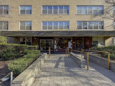 135 Ocean Pkwy APT 4U