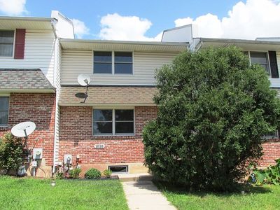 1010 Thomas Barone St