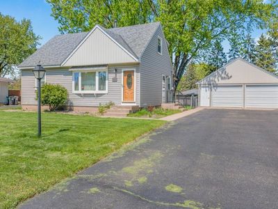 Property at 2105 Quartz Ln, Eagan, MN