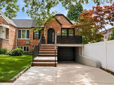 4433 Bedford Ave