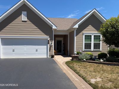 3 Bromley Lane