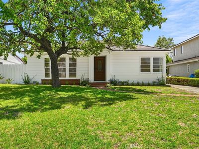 406 S Golden West Ave