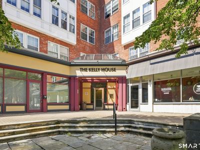 196 Crown Street #502