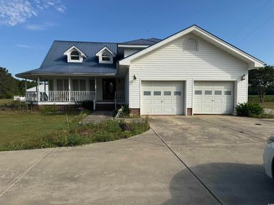 3293 Schoolhouse Dr.