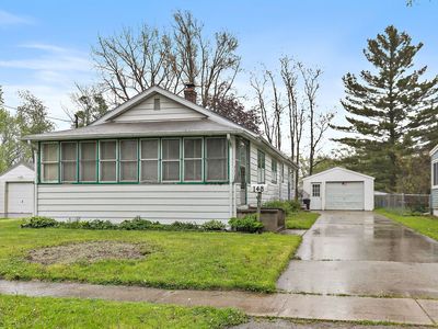 148 Holly St