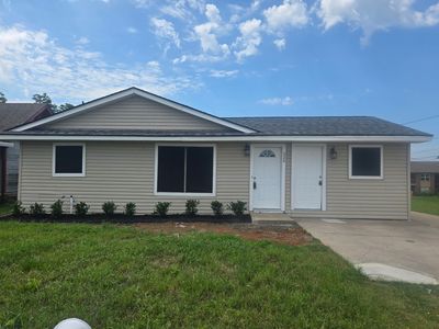 324 W Young St