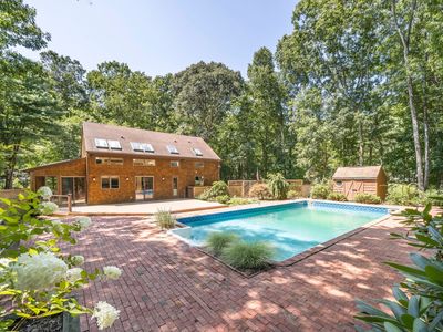 69 Glenview Dr
