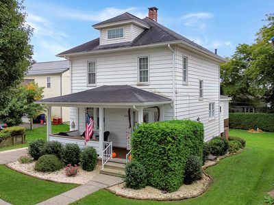 506 W Lloyd St