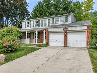 4925 Honeywood Ct