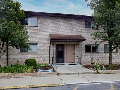 26 Cooper Road #205