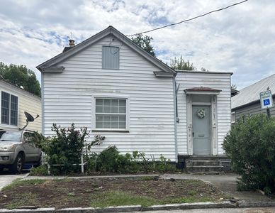 27 Nunan St