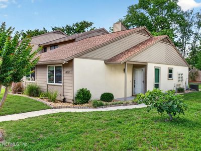 8137 VILLAGE GATE Court