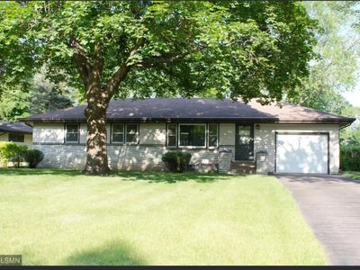 6201 Riverview Ter NE