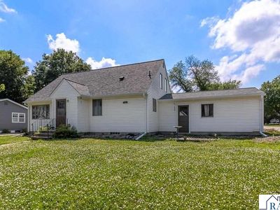 Property at 601 S Hunt St, Lake Crystal, MN