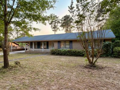 1240 Devonshire Dr