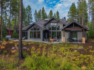 56240 Trailmere Cir