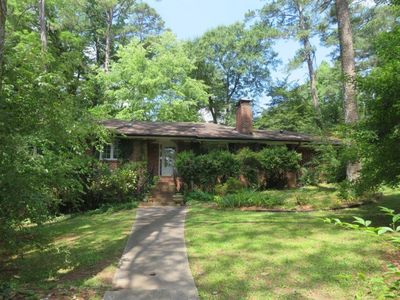 2448 Sherbrooke Ct NE