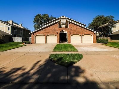 10504 W Texas St #401