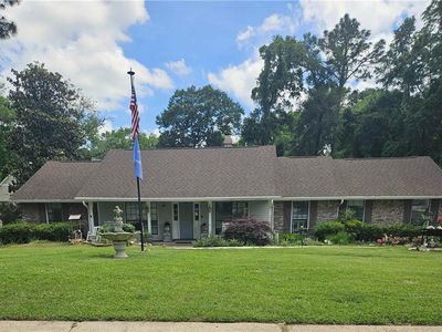 700 Cedar Ave