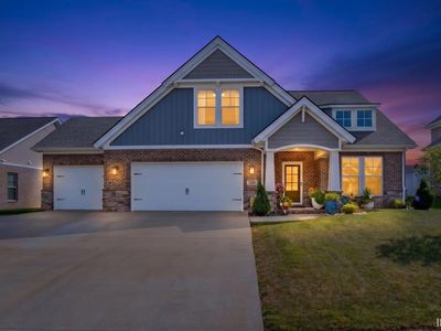 5589 Camden Dr