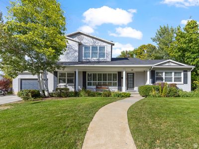 2387 E Maywood Dr