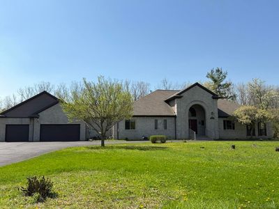 Property at 21707 Lilac Ln, Southfield, MI