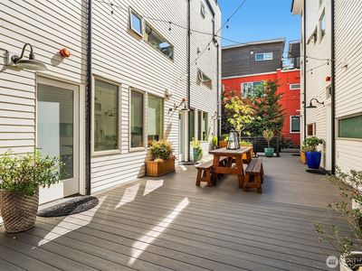 1537 Grandview Place E #D